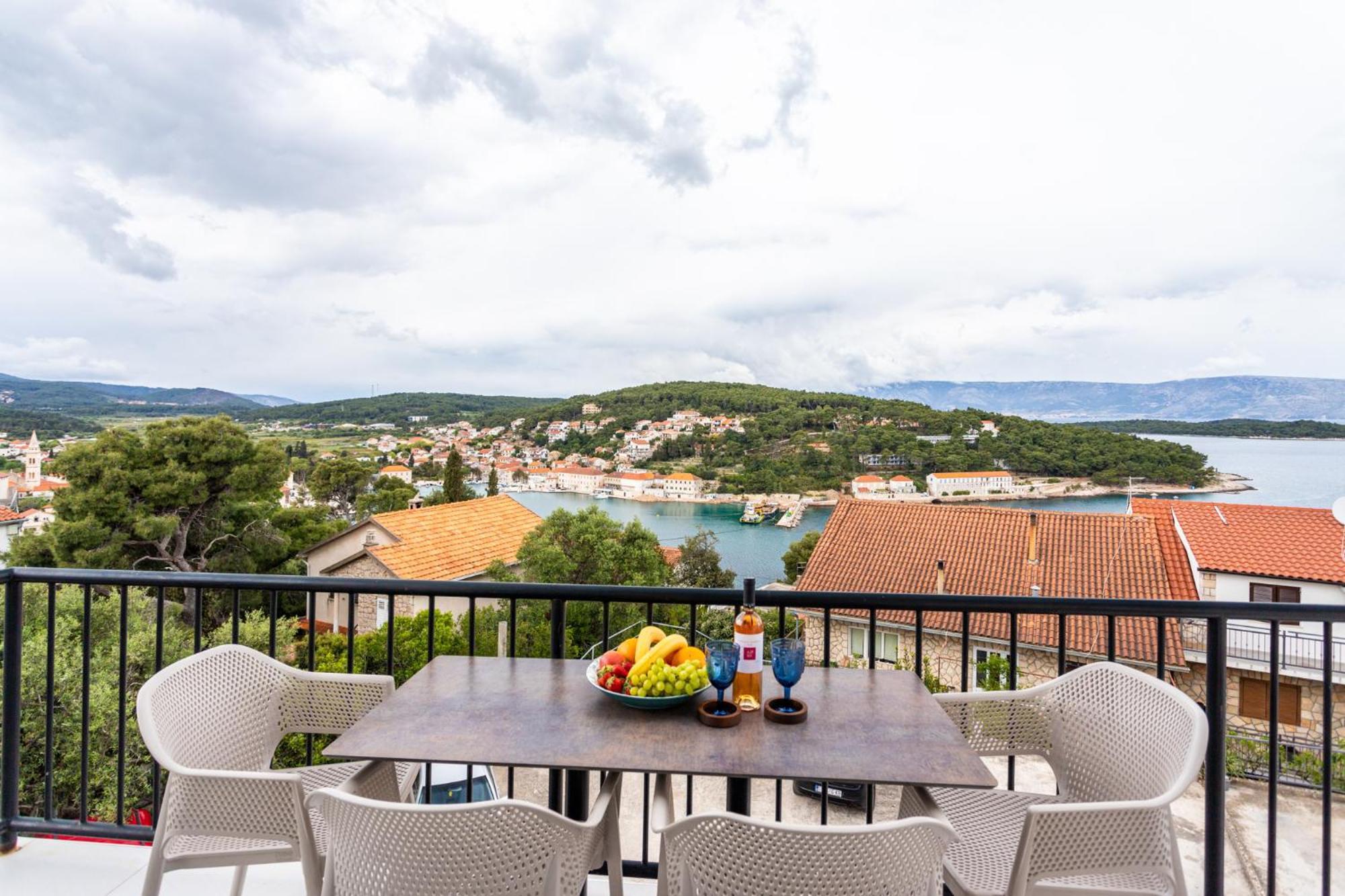 Kalina Deluxe Apartments Jelsa  Kültér fotó