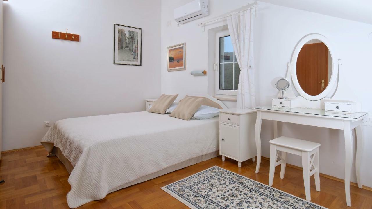 Kalina Deluxe Apartments Jelsa  Kültér fotó