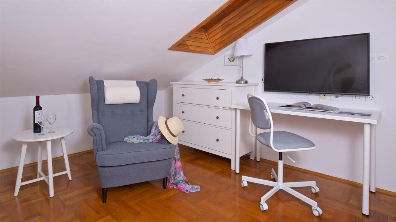 Kalina Deluxe Apartments Jelsa  Kültér fotó